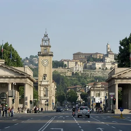 The Little House In Apartman Bergamo